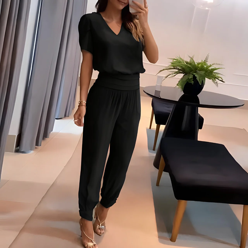 Elegante conjunto de top y pantalón